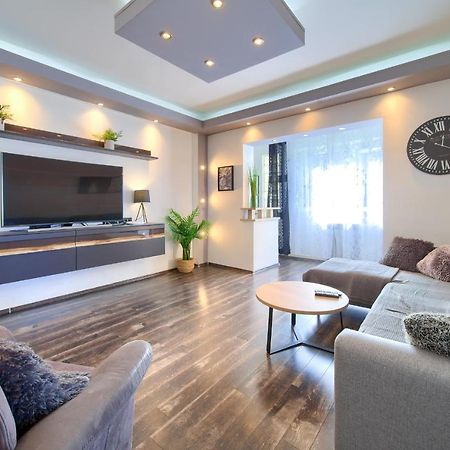 Luxury Apartments Vanessa, Njivice Dış mekan fotoğraf
