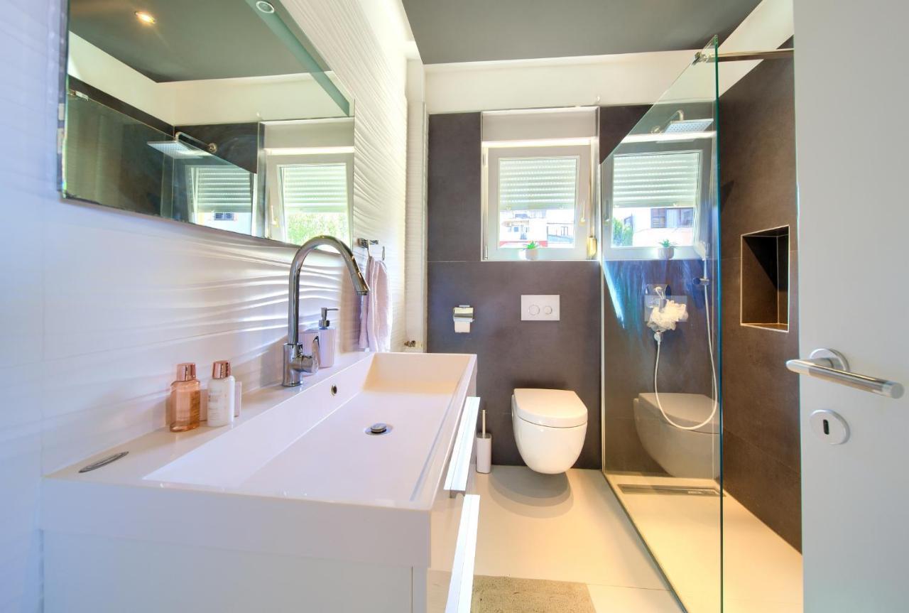 Luxury Apartments Vanessa, Njivice Dış mekan fotoğraf