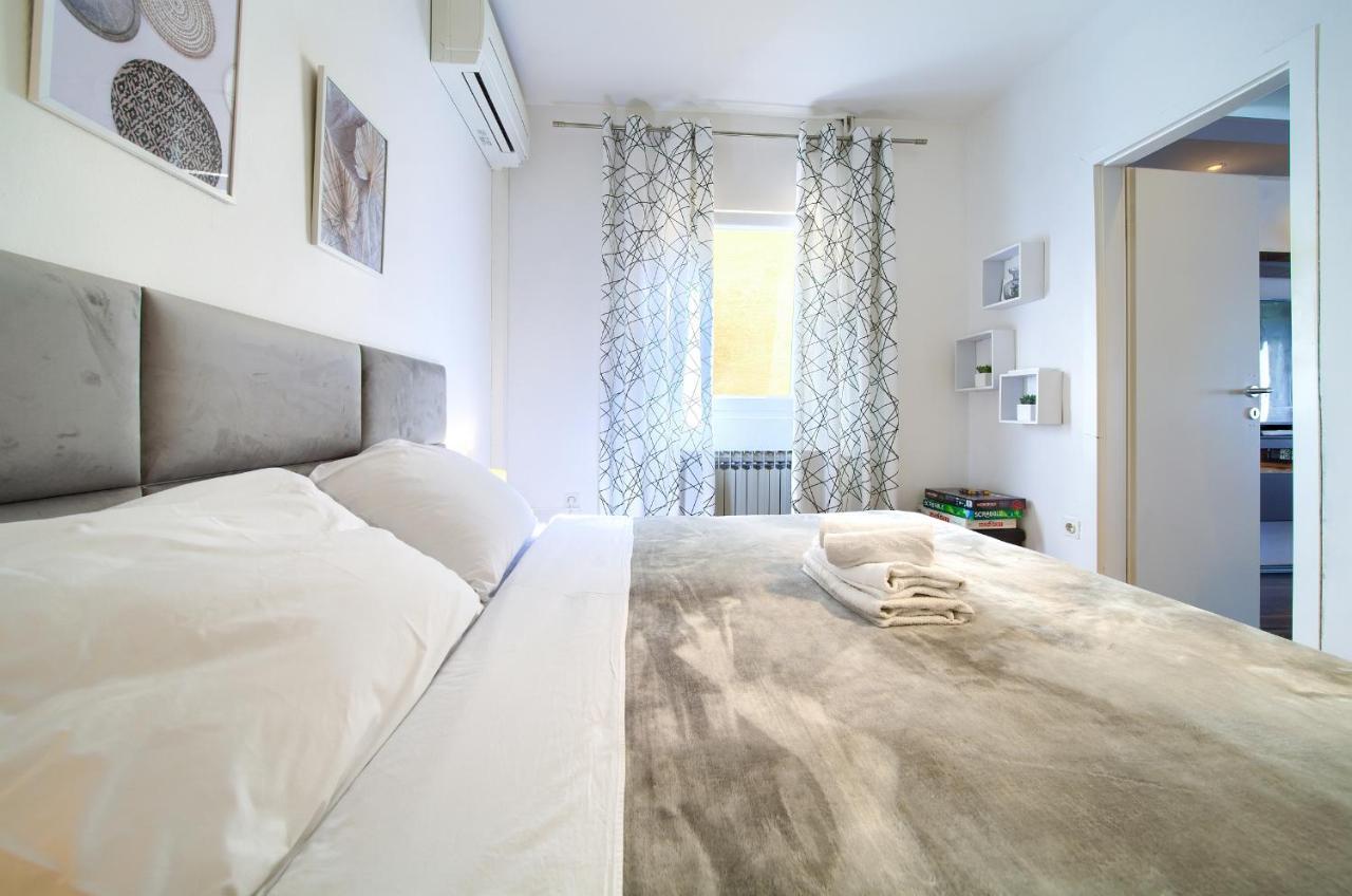 Luxury Apartments Vanessa, Njivice Dış mekan fotoğraf