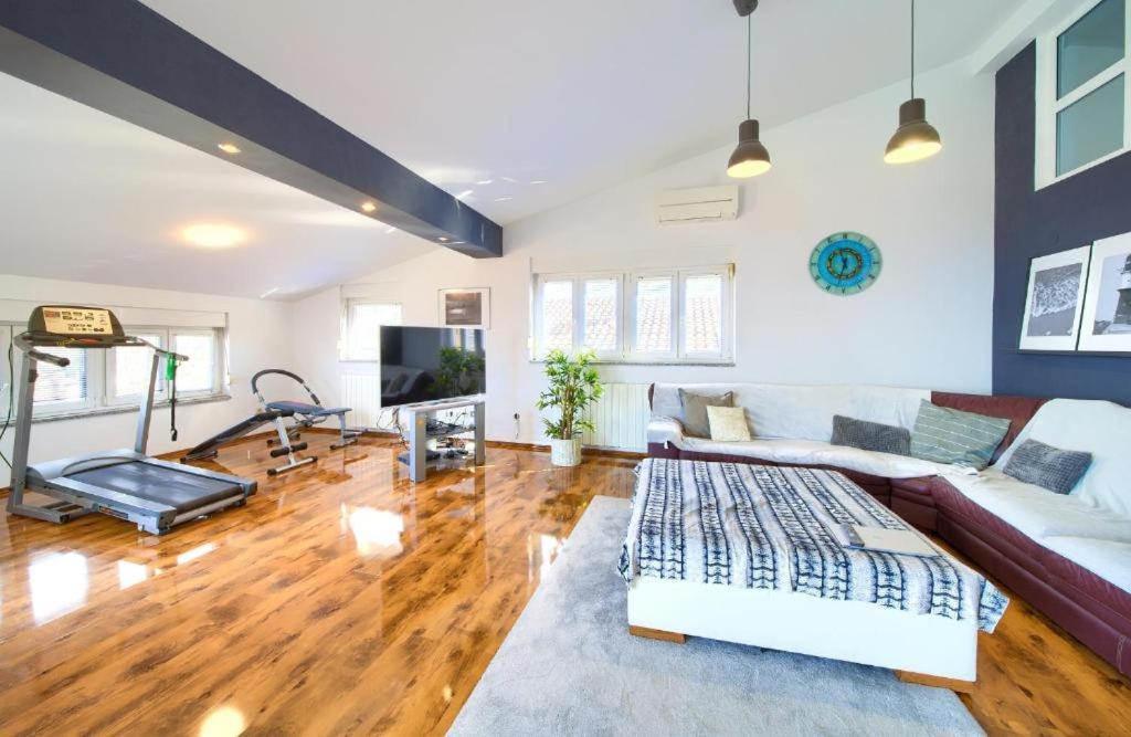 Luxury Apartments Vanessa, Njivice Dış mekan fotoğraf
