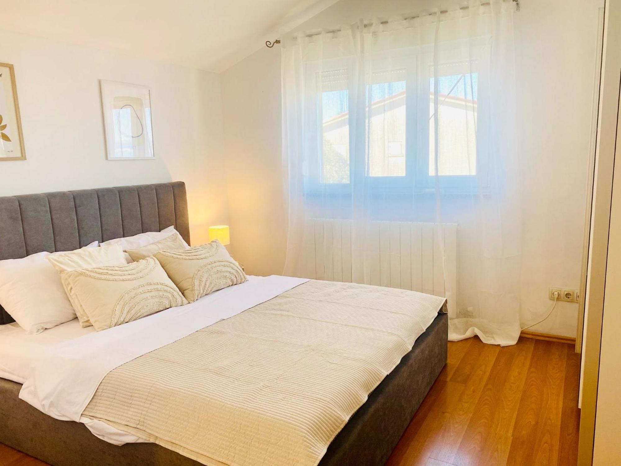 Luxury Apartments Vanessa, Njivice Dış mekan fotoğraf